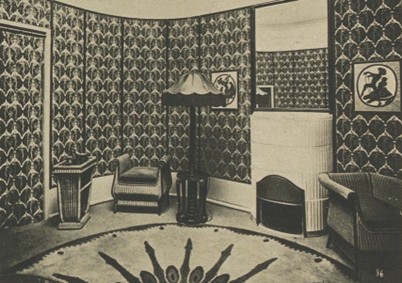 Vue du salon de thé de la maison de la femme conçu par Elisabeth von Baczko lors de l’exposition du Werkbund de Cologne en 1914 © d’après Illustrierte Weltschau, 19 juillet 1914, p. 7.